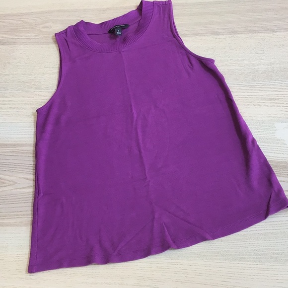 Banana Republic Tops - Banana Republic purple tank top